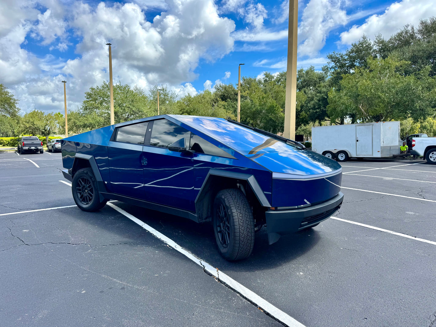 CHROME BLUE CYBERTRUCK DAILY RENTAL - AWD 2024