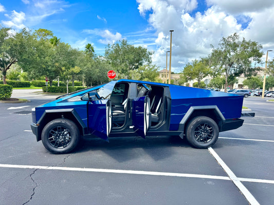 CHROME BLUE CYBERTRUCK DAILY RENTAL - AWD 2024