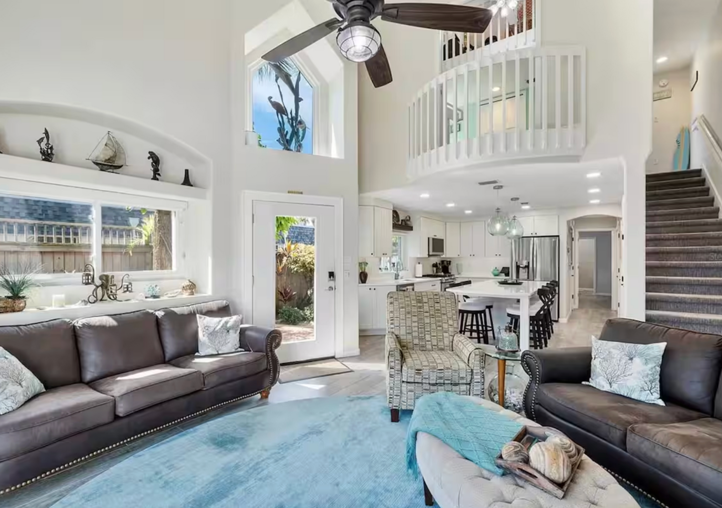 Direct booking for 235 S Orlando Ave